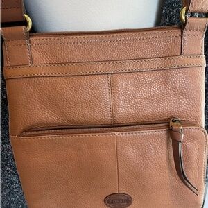 Fossil Crossbody Messenger Bag Great Condition!!!